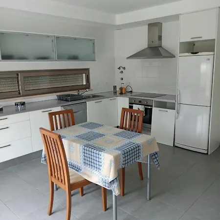 Casa Da Ancora * Sao Martinho do Porto